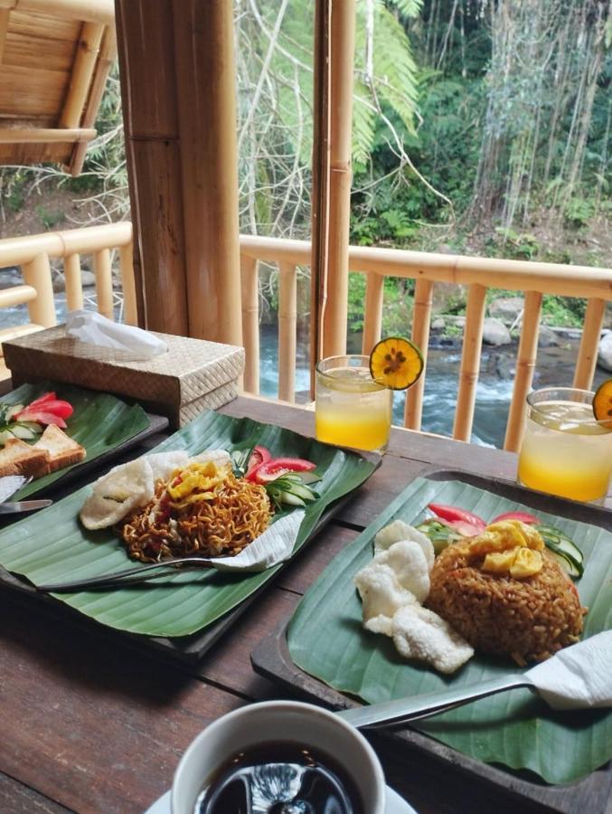 Aksha Riverside Ubud Tampaksiring Экстерьер фото